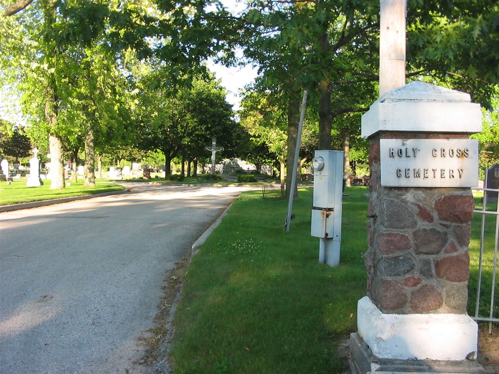 Holy Cross Cemetery